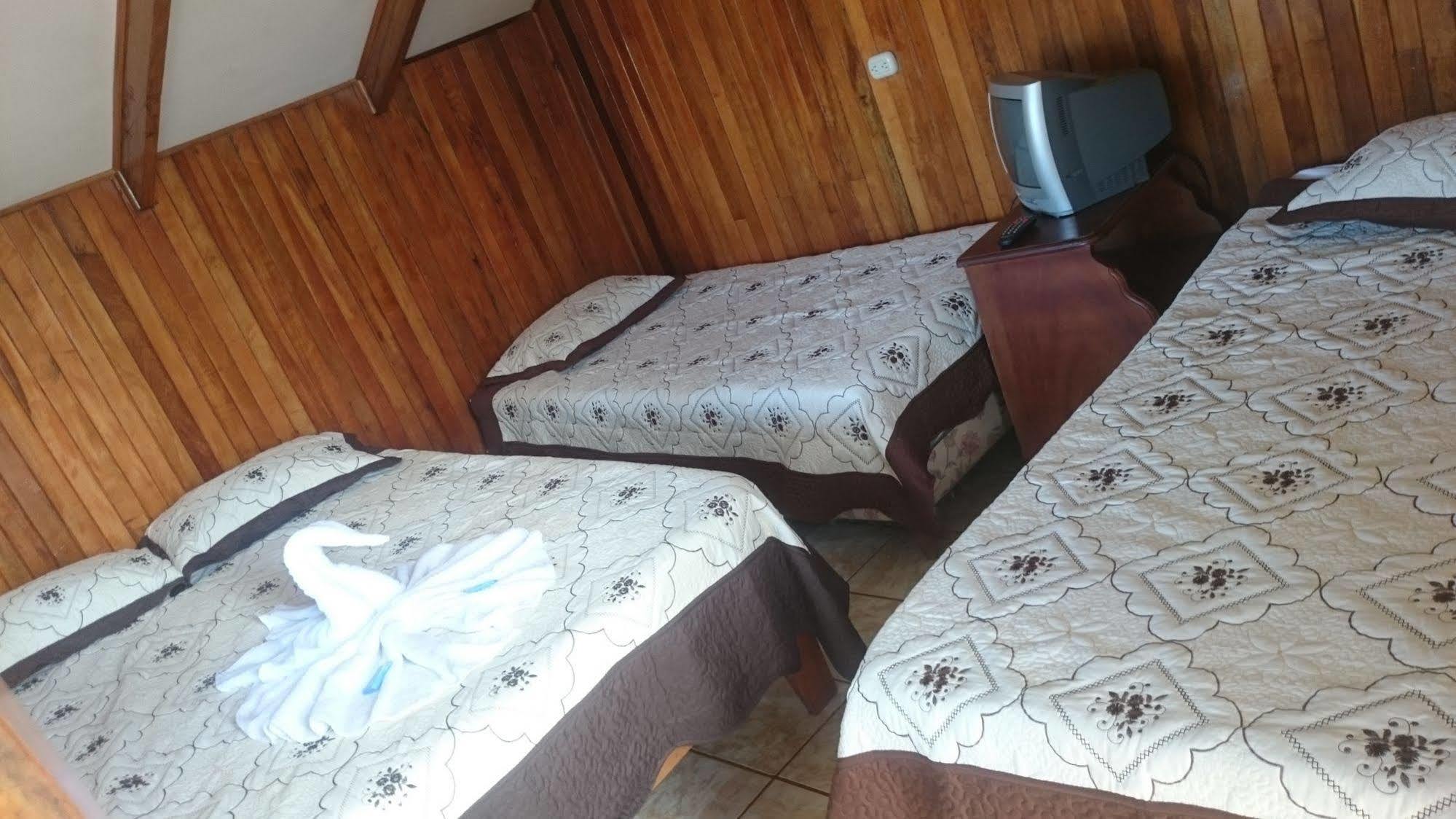 Cabinas Monteverde Paraiso Экстерьер фото